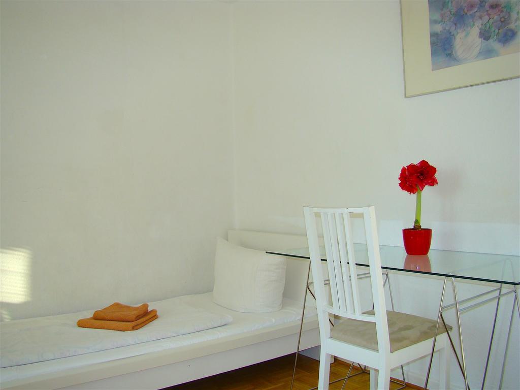 Apartment&rooms Near Brandenburg Gate Appartement *